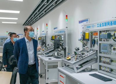 省委教育工委、省教育厅赴神木职业技术学院调研机电化工职业教育工作